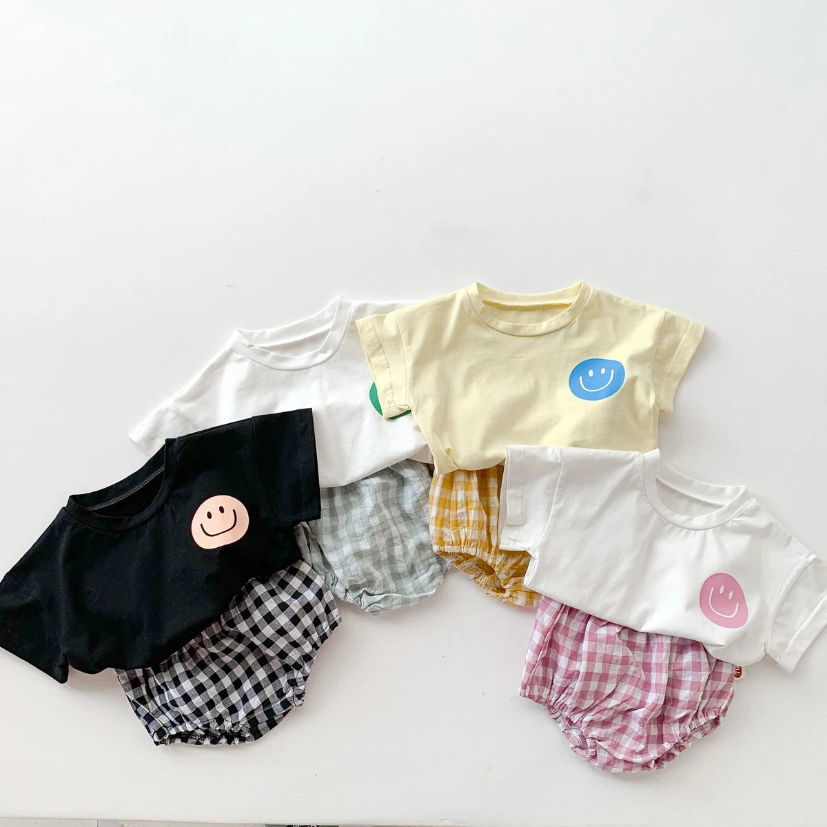 Smiley Face T-shirt + Plaid Bloomers Set