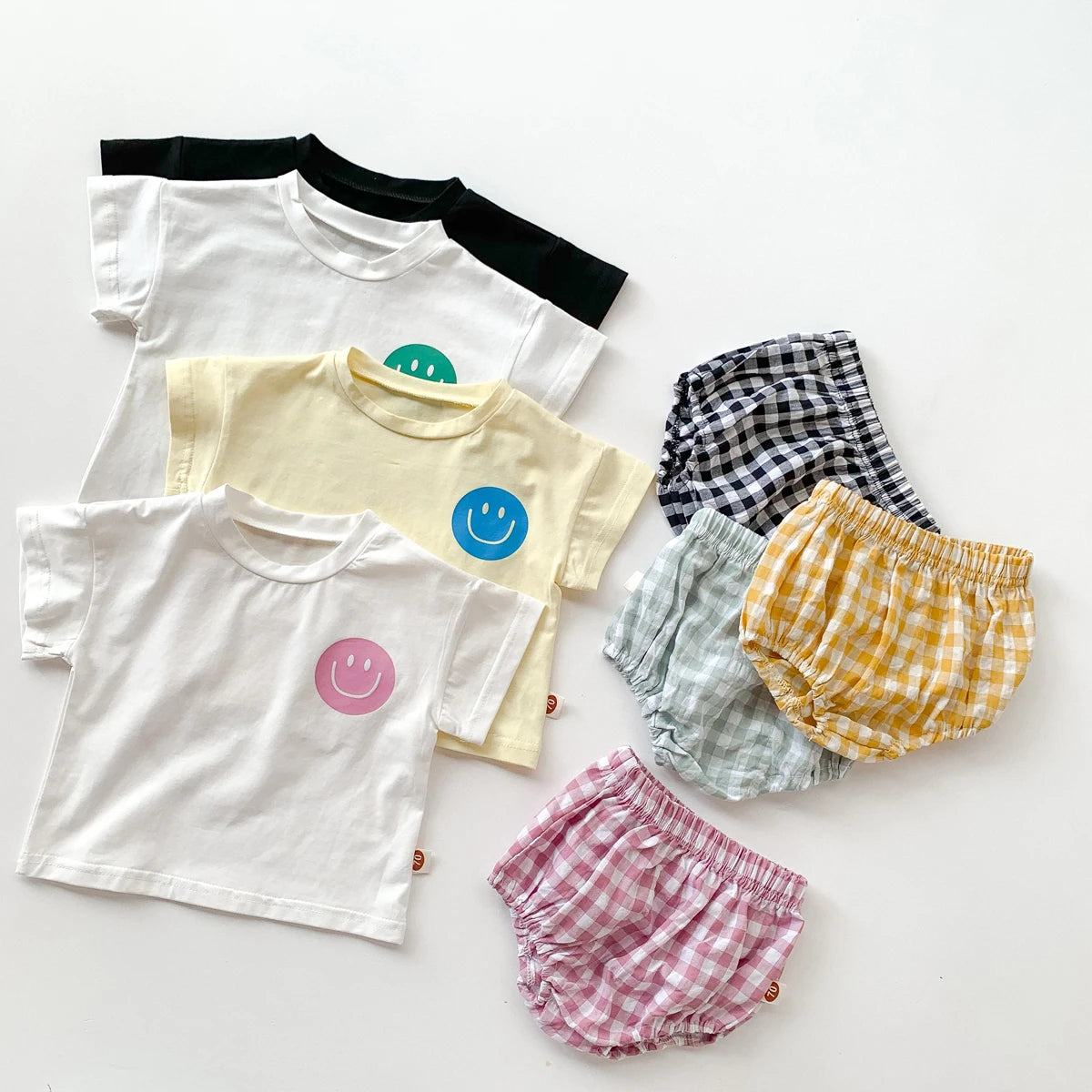 Smiley Face T-shirt + Plaid Bloomers Set